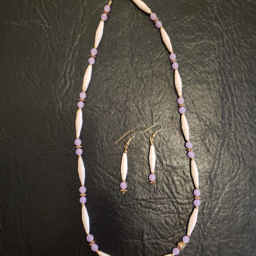 Necklace and earrings set
